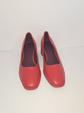Aerosoles Alae Red Leather Slip-On Block Heeled Pumps Size 10